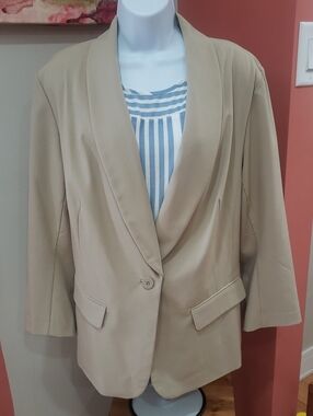 Lane Bryant Cream Open-Front Shawl Collar Blazer, Size 22
